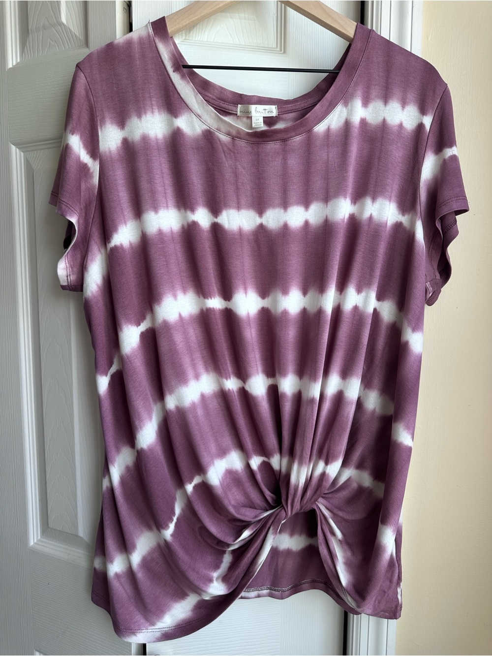 nine britton Deep Mauve and White Tie-Dye Knot Front Short Sleeve Top